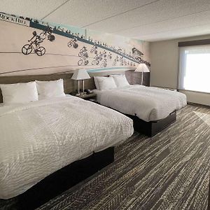 Standard Queen Room Two Queen Beds Non-Smoking